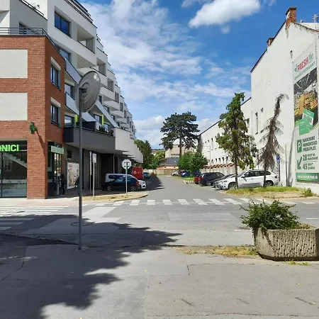 아파트 Entrez Radnica 2 코시체
